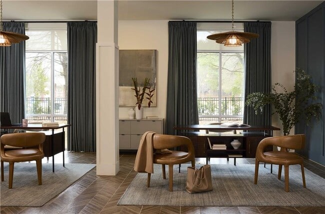 Foto del edificio - 1809 Appaloosa Ln NE