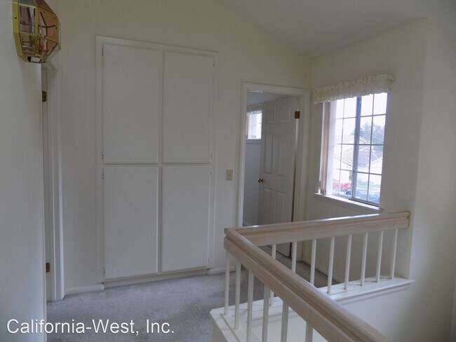 Building Photo - 3 br, 3 bath House - 783 Clearview