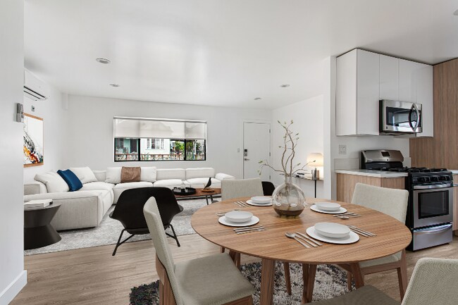 Building Photo - 1949 Park Grove Ave