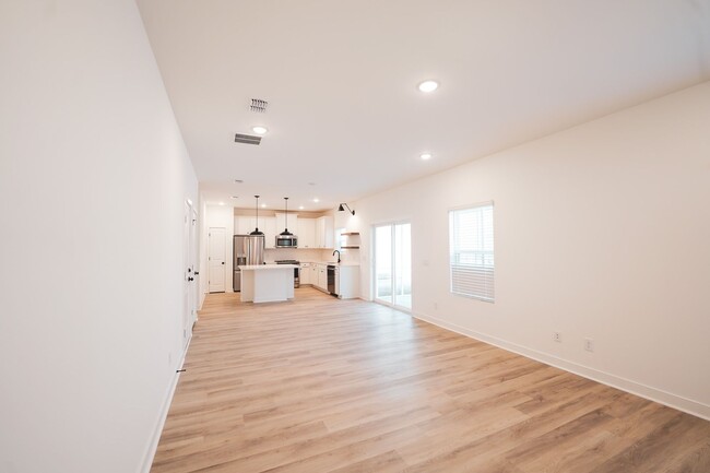 Building Photo - Coming Available!