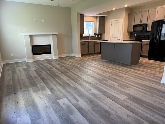 Foto del edificio - 8542 Kickapoo St