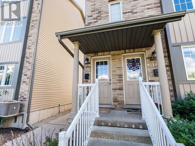 Building Photo - 15-275 OLD HURON Rd