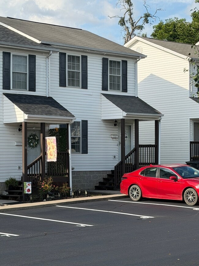 Building Photo - 2023 Weaver Pike
