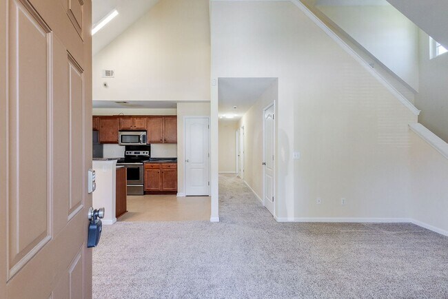 Foto del edificio - Unique 4BR Home with Private Upstairs Suite & Kitchenette in Georgetown