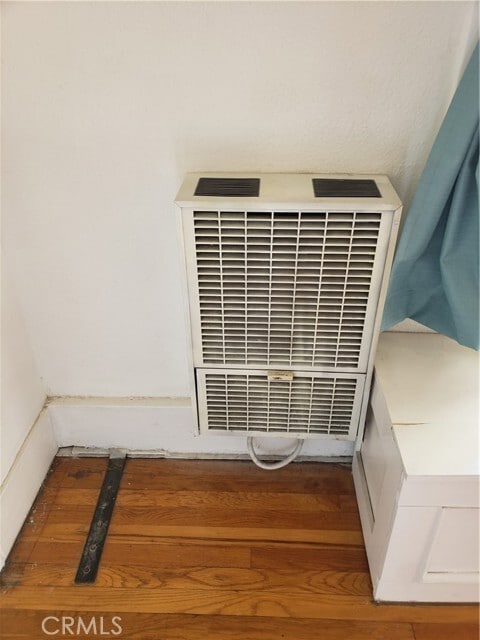 Foto del edificio - 323 W 4th St