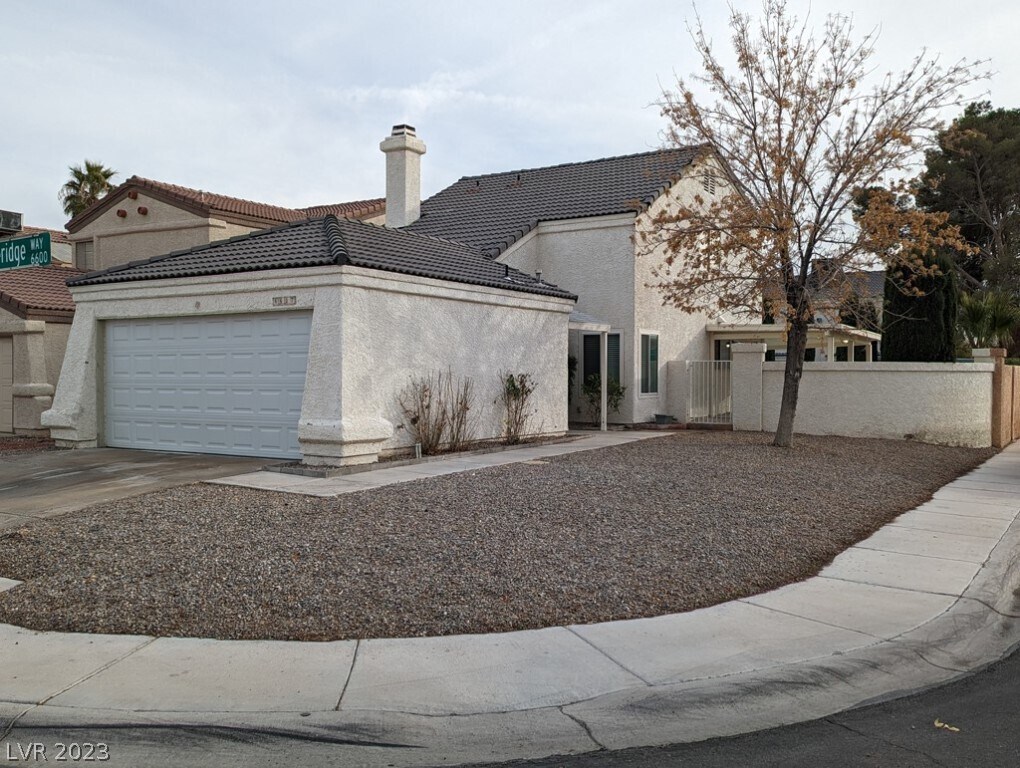 6617 W Pepperidge Way, Las Vegas, NV 89108 House Rental in Las Vegas
