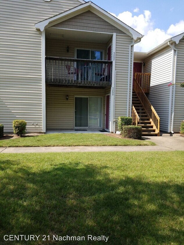 2 br, 2 bath House 5200 Breezewood Arch House Rental in Virginia