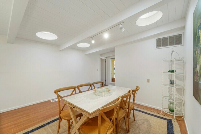 Foto del edificio - 22 Arch Way