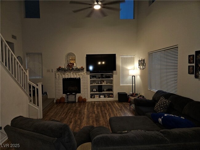 Building Photo - 4004 N Kindhearted Ct