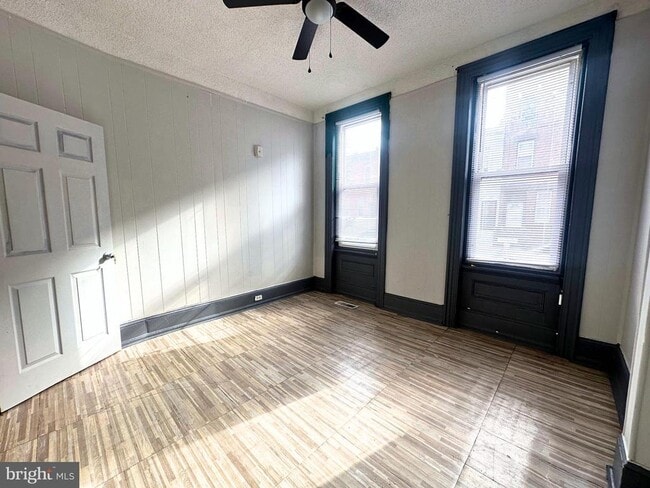 Building Photo - 2528 N 5th St