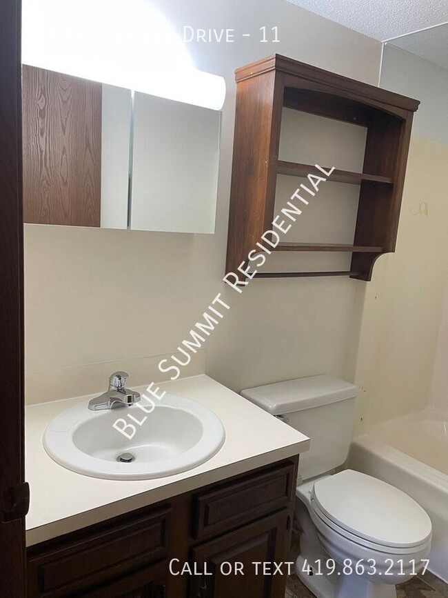 Foto del edificio - 2 bed, 1 bath apartment