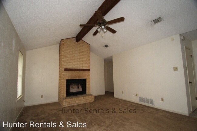 Building Photo - 3 br, 2 bath House - 1704 Joy Dr