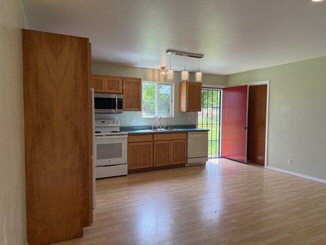 Building Photo - 16-134 Pohaku Dr