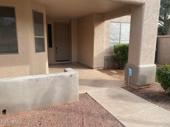 Foto del edificio - 291 S Forest Dr