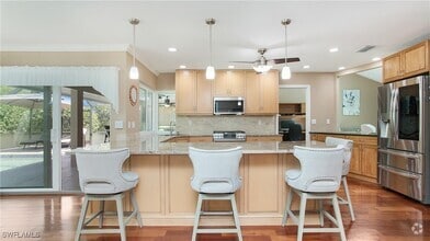 Building Photo - 2206 Imperial Golf Course Blvd