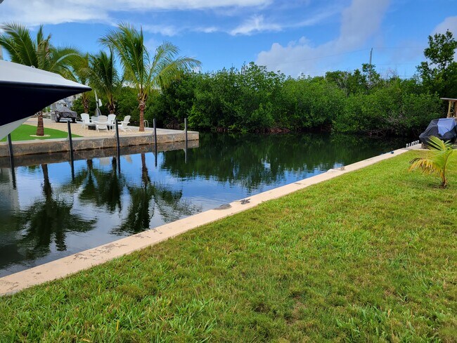 Foto del edificio - 2032 Coral Way