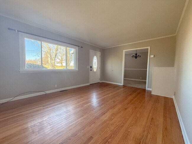 Foto del edificio - Spacious 3 Bedroom Home with Limited-Time $500 Move-In Special