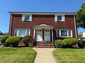Building Photo - 2510 Crane Pl