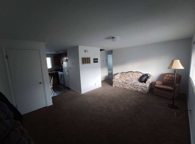 Foto del edificio - 2 Bedroom Orem Apartment with NEW Washer a...