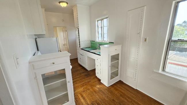 Building Photo - 1421 Echo Park Ave