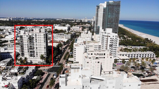 Foto del edificio - 1800 Collins Ave