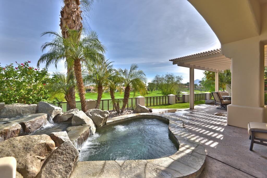 662 Mesa Grande Dr, Palm Desert, CA 92211 House for Rent in Palm