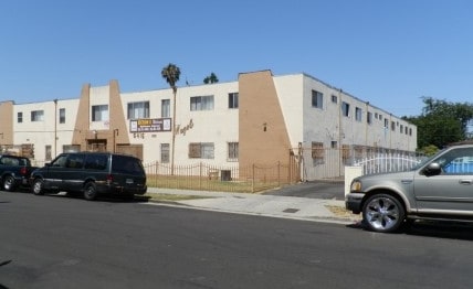 Building Photo - Mazel