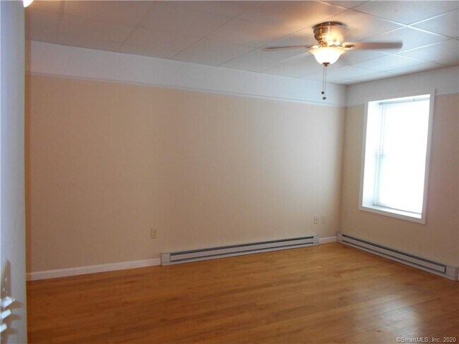 Foto del edificio - 609 Campbell Ave