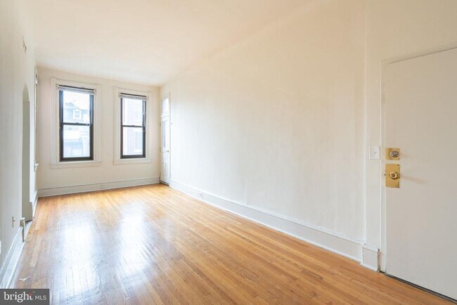 Building Photo - 1530-32 Spruce St