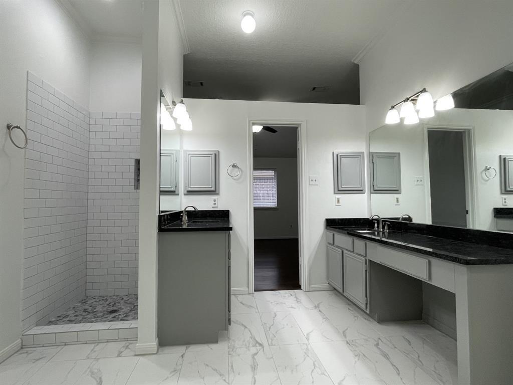 Foto principal - 21430 Park Timbers Ln