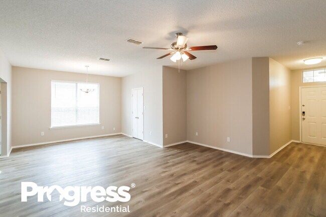 Building Photo - 7213 Park Creek Cir W