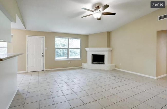 Foto del edificio - 19334 Wood Village Ln