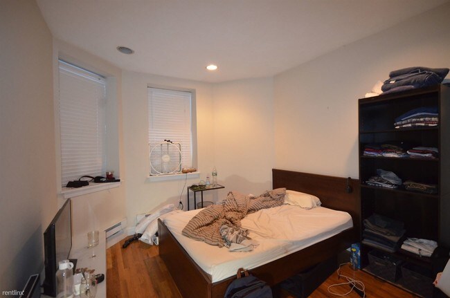 Foto del edificio - 3 br, 2 bath  - 61 Westland Ave # 1