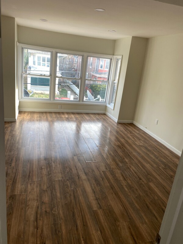 Foto del edificio - 31 Bryn Mawr Ave