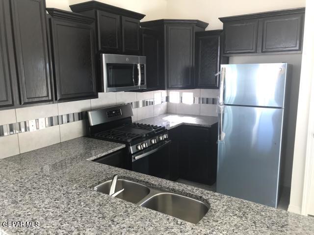 Foto del edificio - 809 Chillington Rd