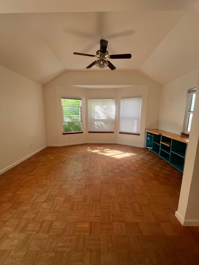 Building Photo - Charming 3-Bedroom, 2-Bath Tri-Level Home with Unfinished Basement