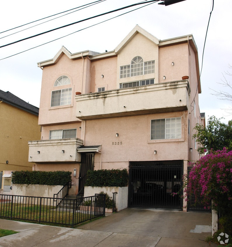 5335 Denny Ave, North Hollywood, CA 91601 Apartments in North