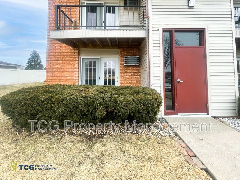 Primary Photo - 2406 Marquette Road