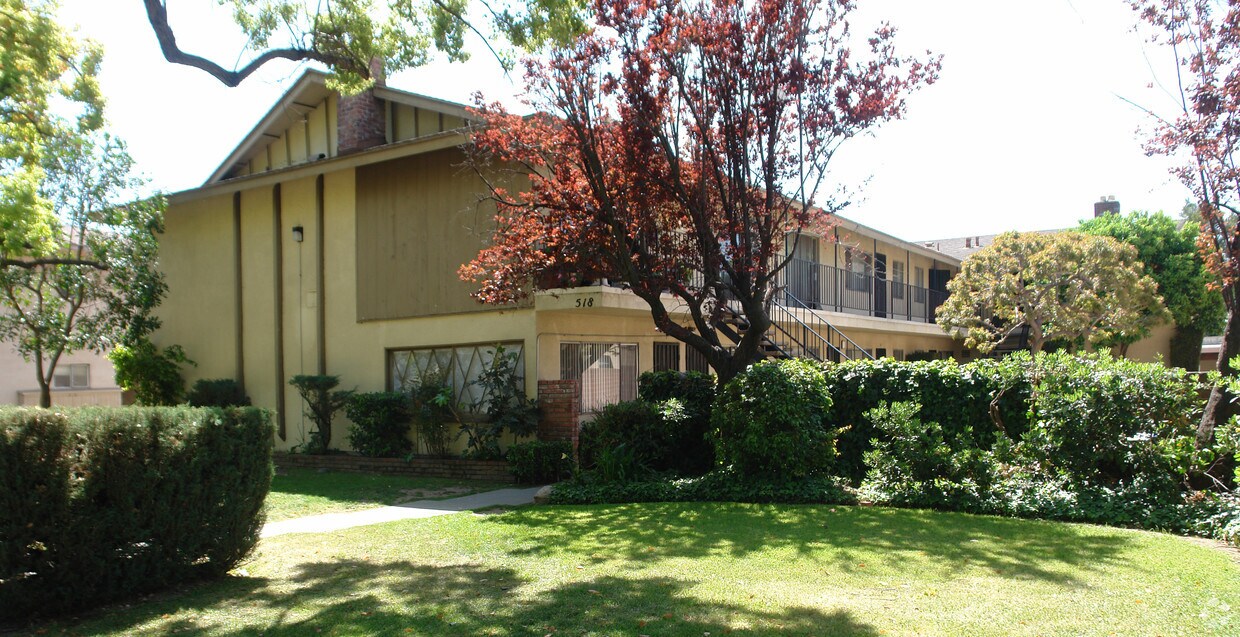 Building Photo - 518 E Washington Blvd