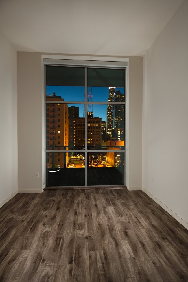 Interior Photo - Topaz Apartments