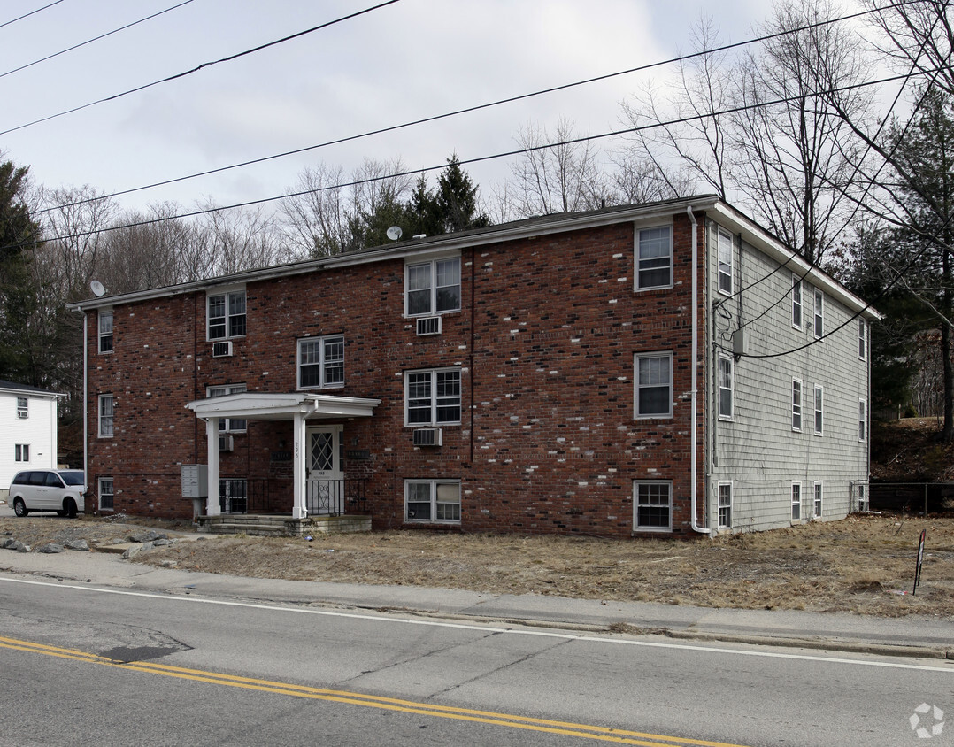 Primary Photo - 295 Woonasquatucket Ave