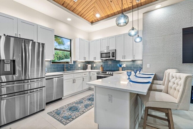 Building Photo - 12466 Quercus Ln