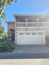 Building Photo - 2387 Royal Ann Dr