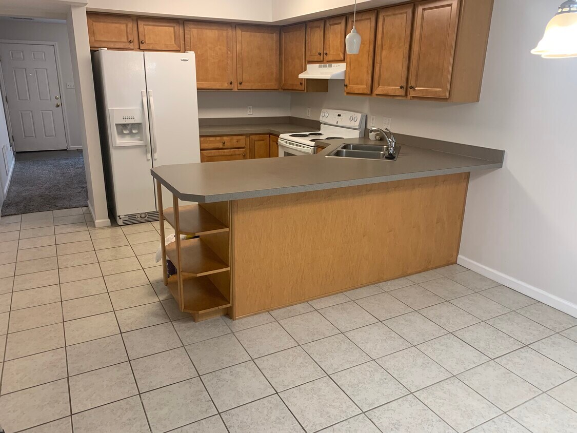 1035 Brooklyn Blvd Unit Gene, Berea, KY 40403 Apartments in Berea, KY