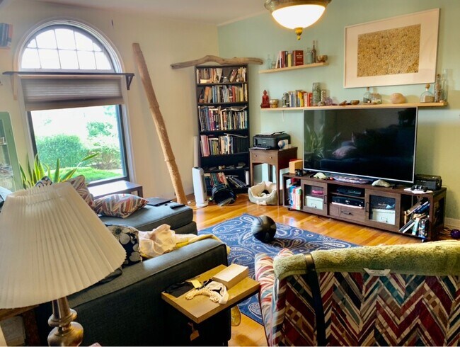 Foto del edificio - 263 Drake Ave