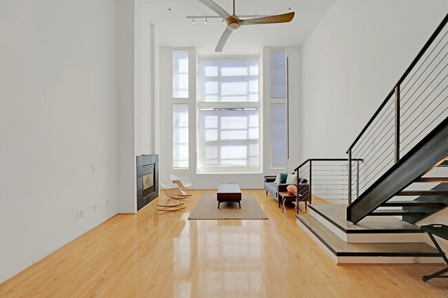 Building Photo - 249 Shipley St