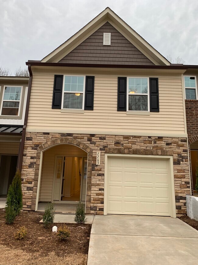 Building Photo - 1163 Channel Drop Dr