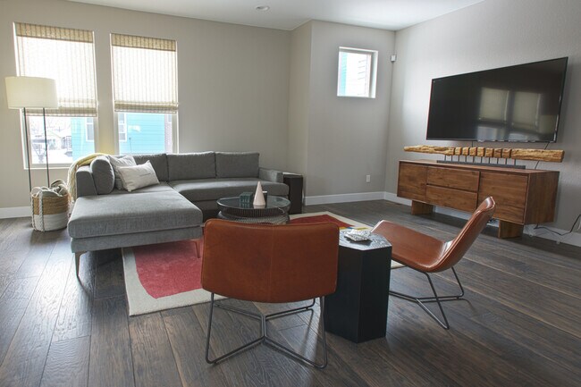 Second Floor Living Room - 1264 W 11th Ave