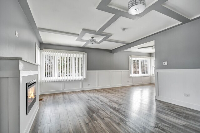 Foto del edificio - 16542 Paulina St