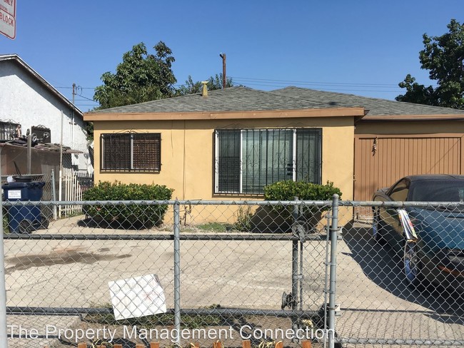 Building Photo - 2107 E Shauer St